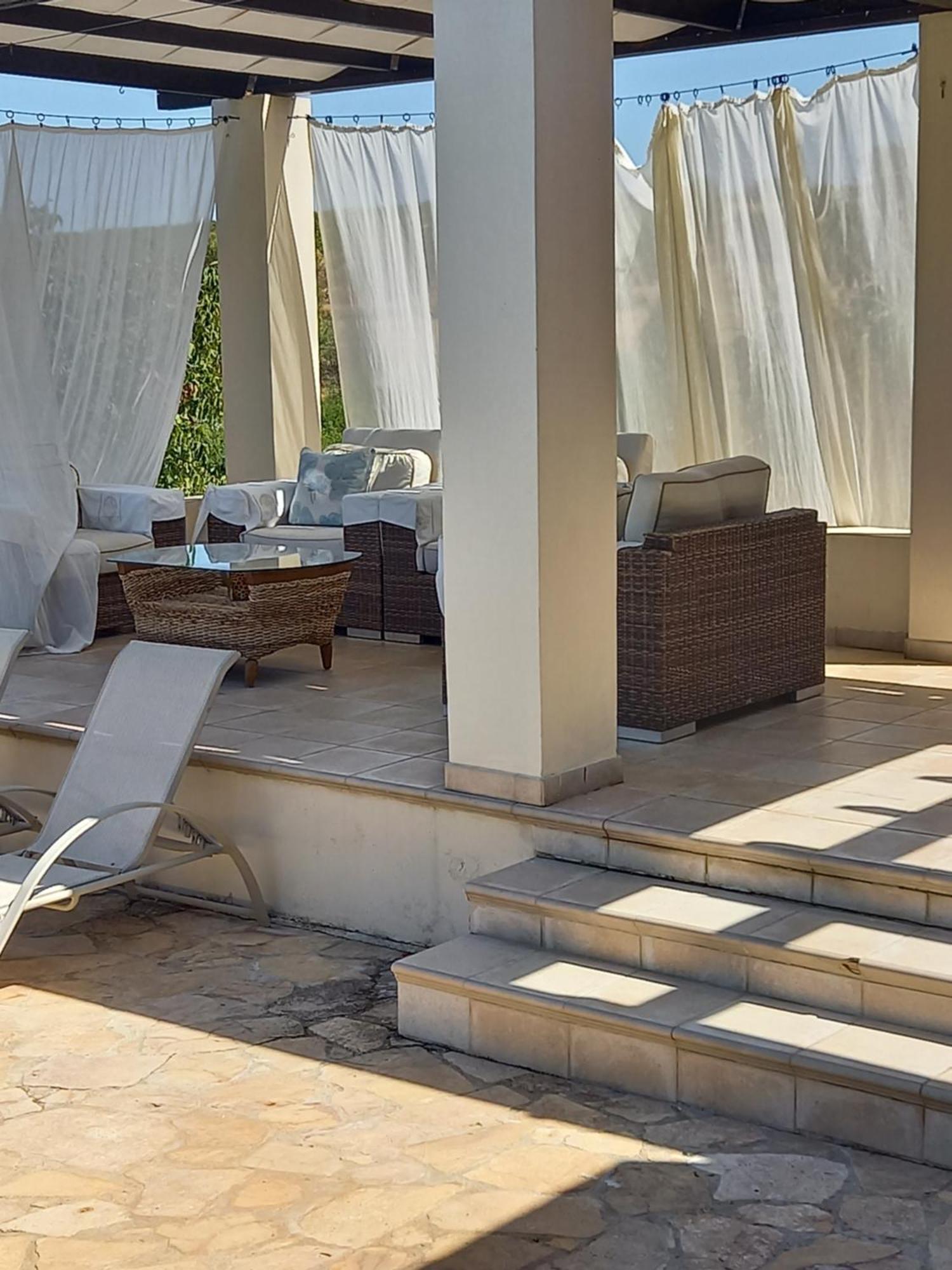 Villa Koumneni Pano Akourdalia Exteriör bild